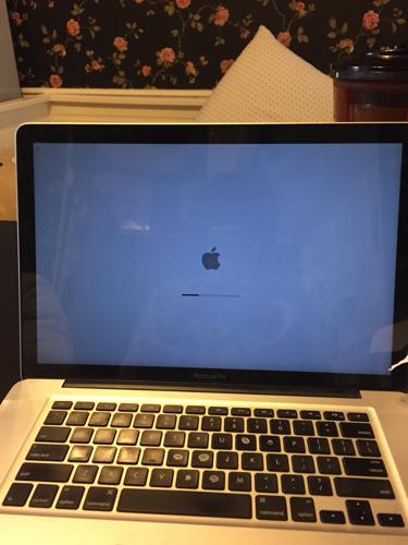 macbook黑屏无法开机