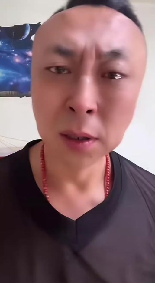 黑手哥在哪发的视频图标
