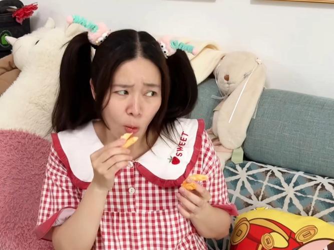 林呱呱挠痒痒搞笑视频缩略图