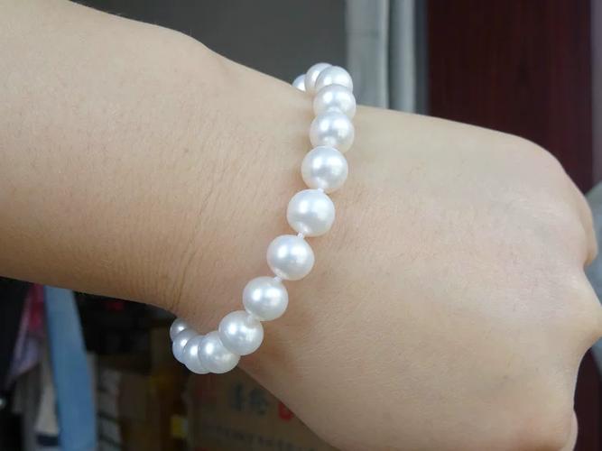 女生戴8mm还是10mm珍珠图标
