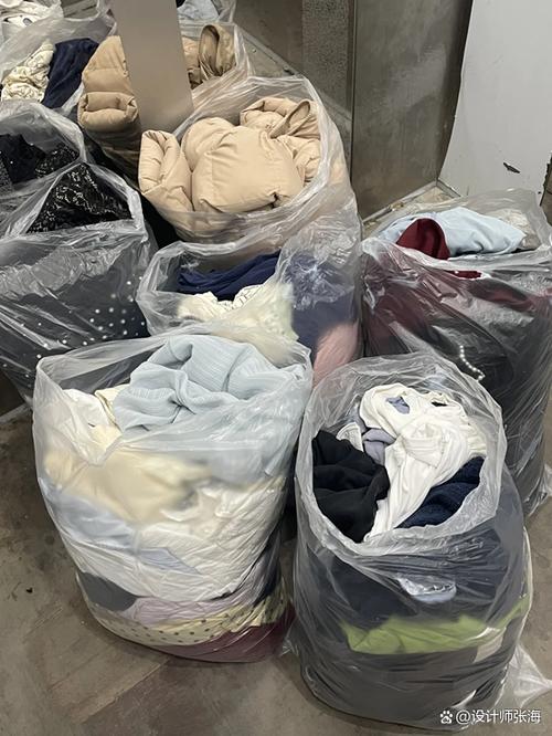 衣服穿旧了怎么扔掉好截图