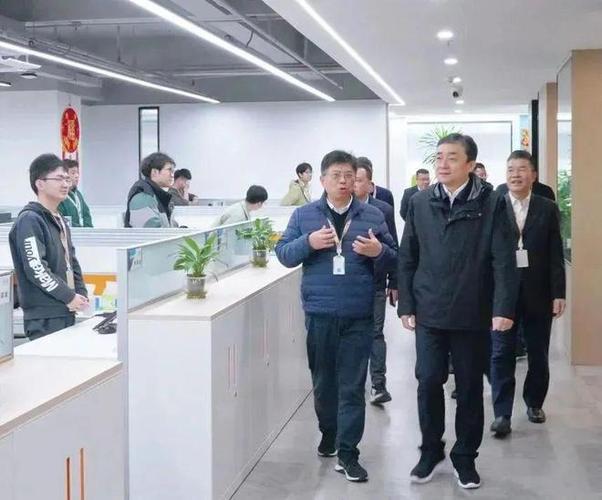移动县公司一把手在市公司