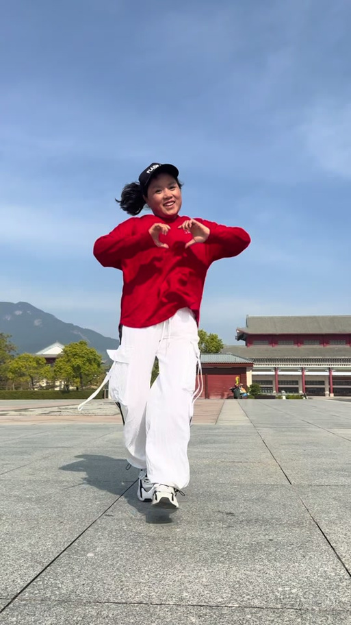 《鬼步舞》视频