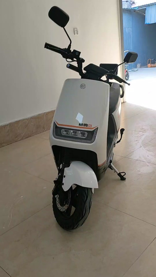 赛鸽电动车72v缩略图