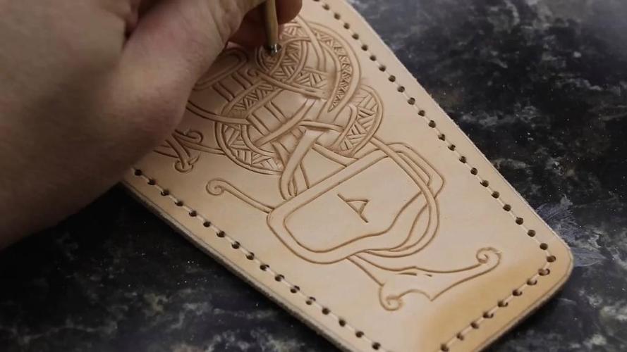 皮革盔甲制作
