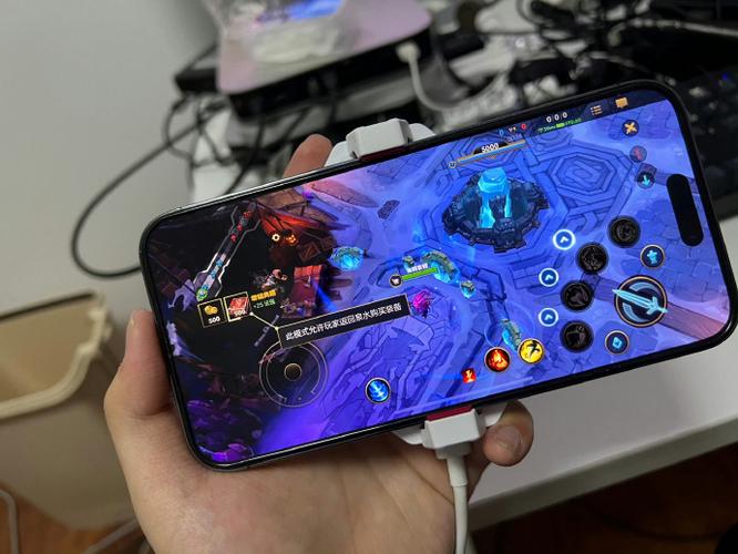 iphone打游戏滑出去了