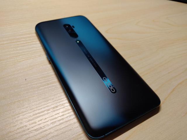 oppo三个摄像头的手机图标