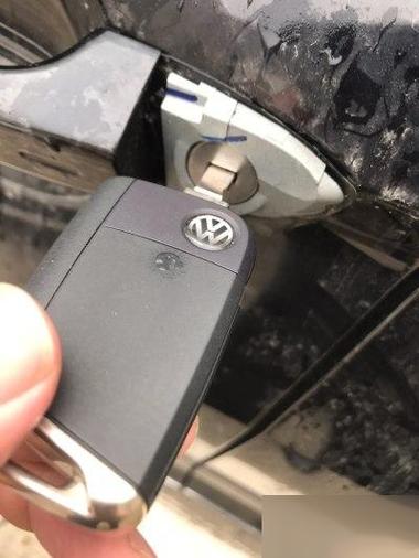 车子没电了机械钥匙也打不开截图