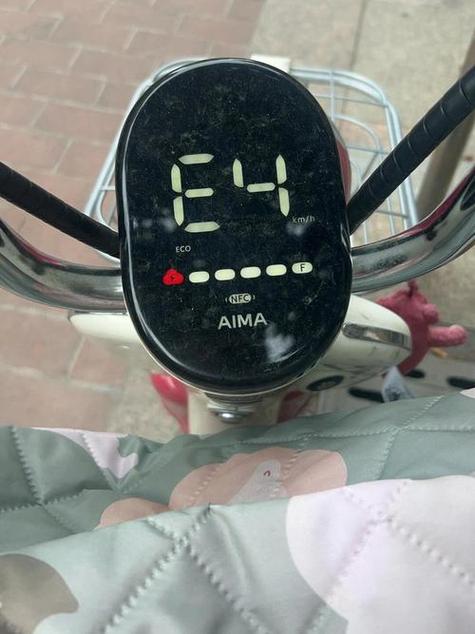 雅迪电瓶车显示e4是什么意思截图