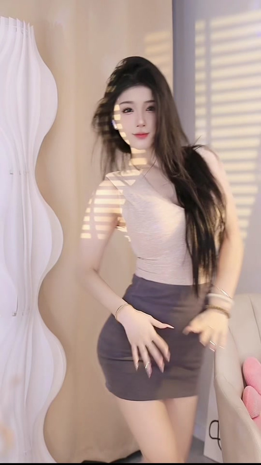 女主播跳舞的背景音乐
