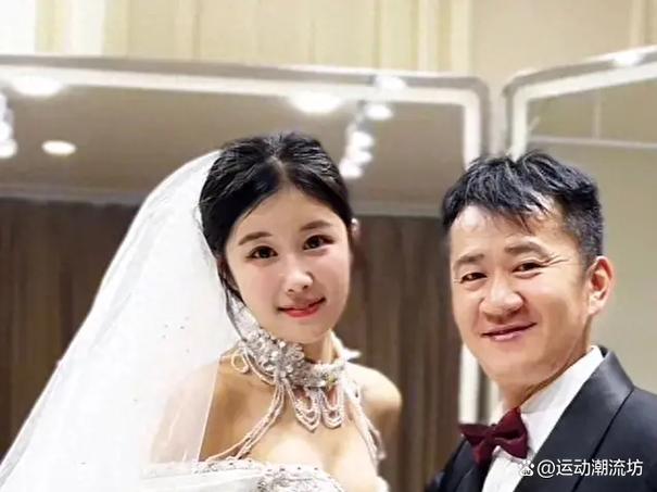 李嘉明和小月月个人资料简介