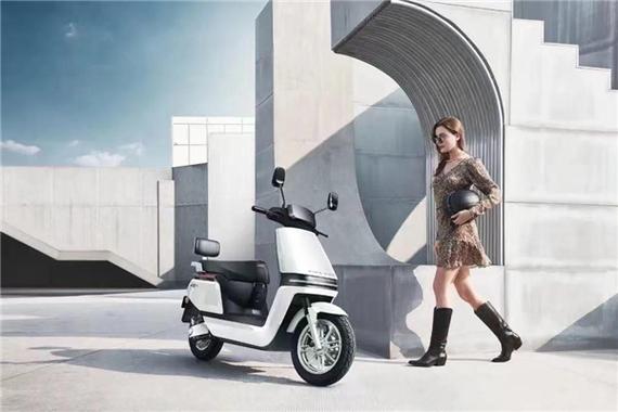 爱玛空军一号A500