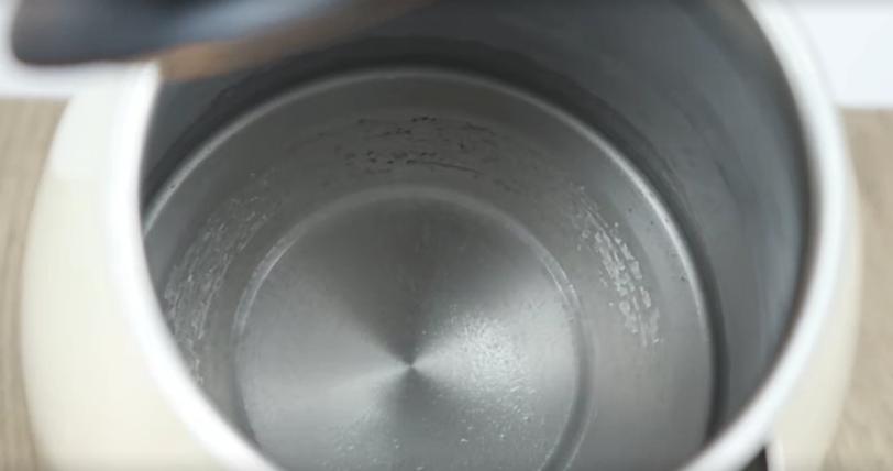 烧水壶里面生锈了还能不能用截图