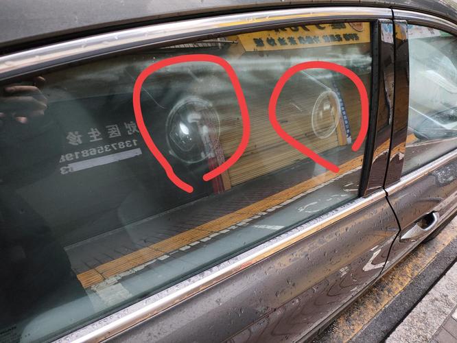 以前qq小程开车去别人地盘拆房子的小