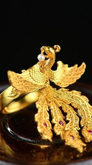 什么样女人可以称作凤凰