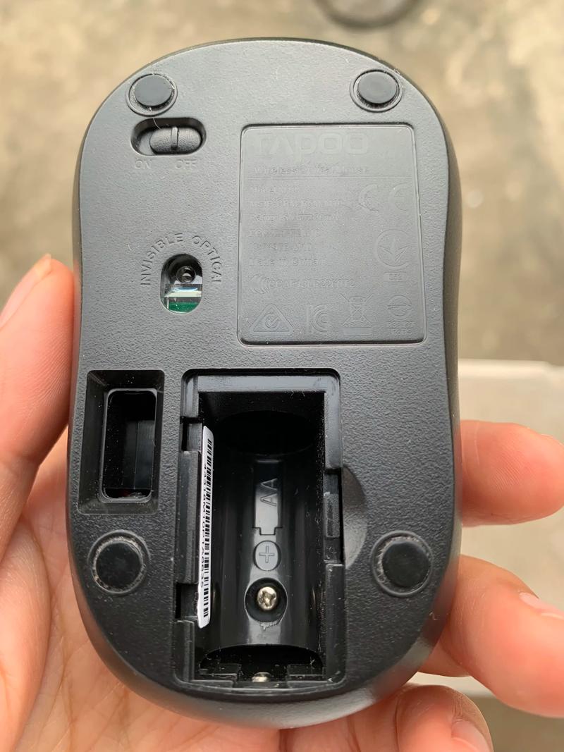 按鼠标右键出q
