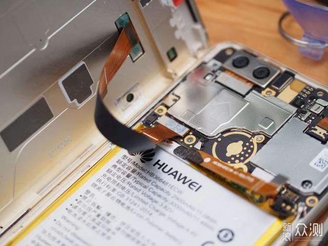华为荣耀8屏幕排线更换教程游戏截图
