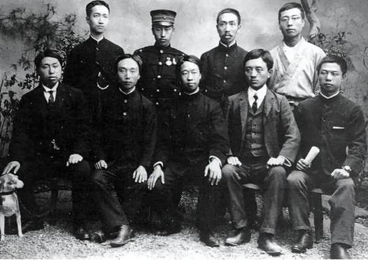 第一批同盟会元老什么地位
