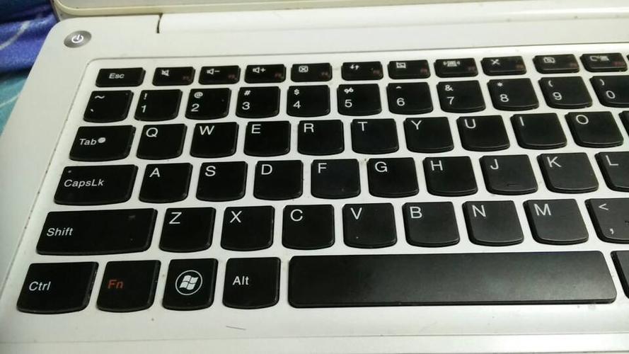 电脑文件打开都是黑色截图