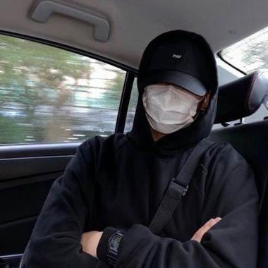 最酷的头像男生霸气截图