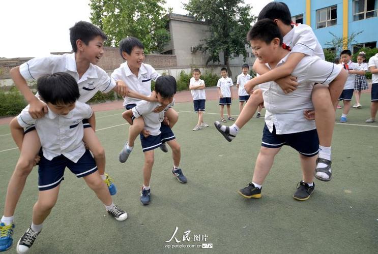 同学之间去玩什么好