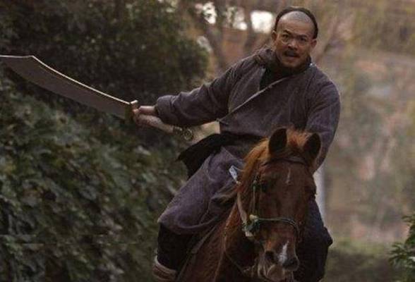 大刀王五刀重10斤还是15斤