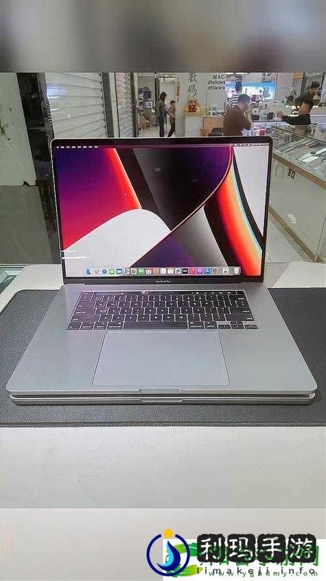 18-19macbook