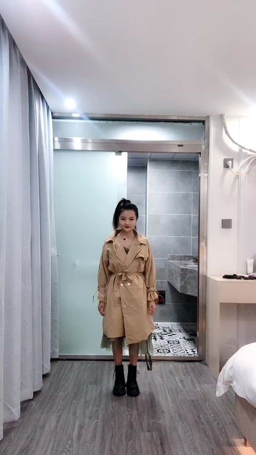 袖珍人黄韵伊资料微信
