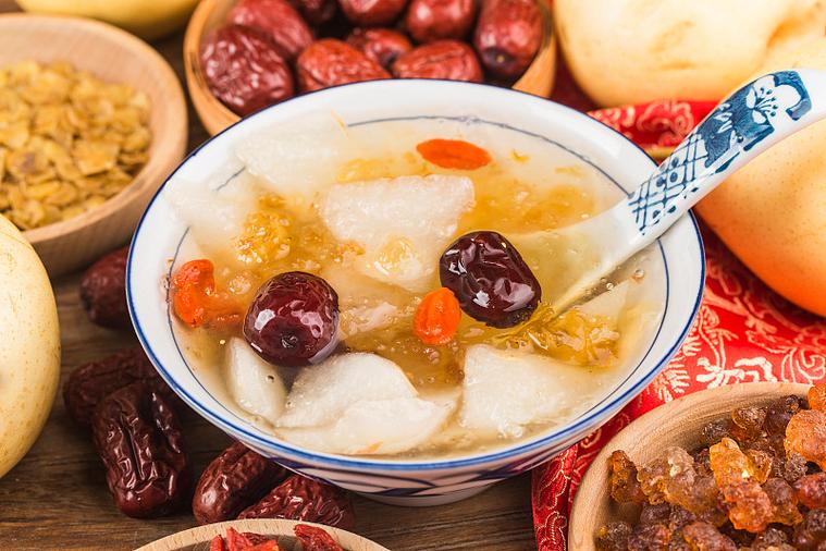 麒麟吃什么食物