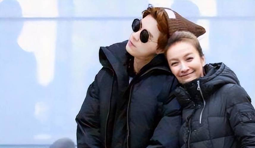 李易峰看吴昕视频合集