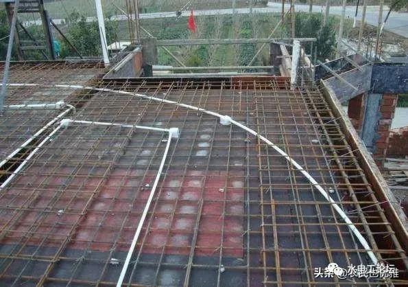 农村自建房己经贴地板砖还能走暗线游戏截图