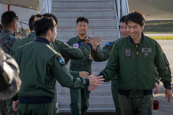 日本航空自卫队飞行员缩略图