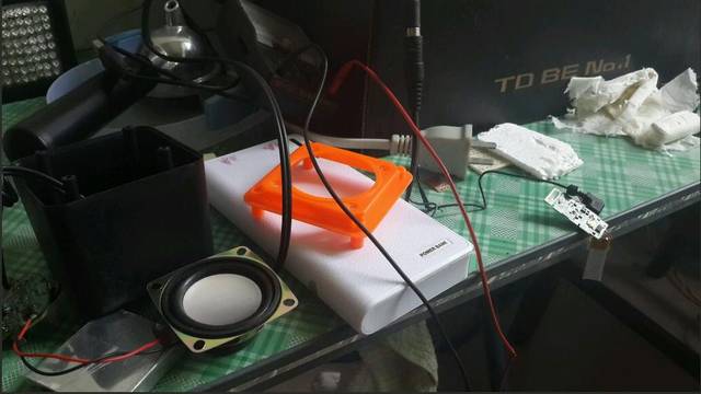 手机语音耳机改成扬声器