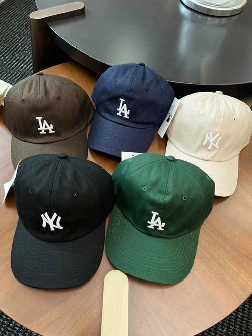 不同型号的mlb帽子