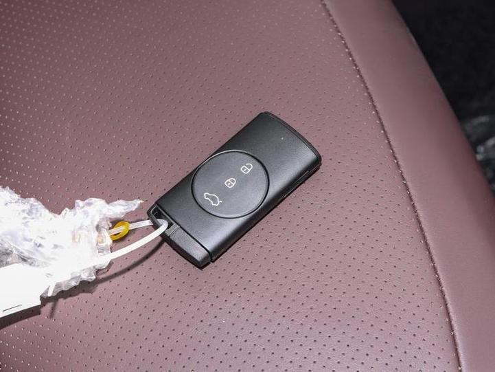 电动尾门钥匙离开多远开不了截图