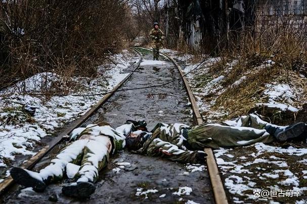 俄乌女兵阵亡图片截图