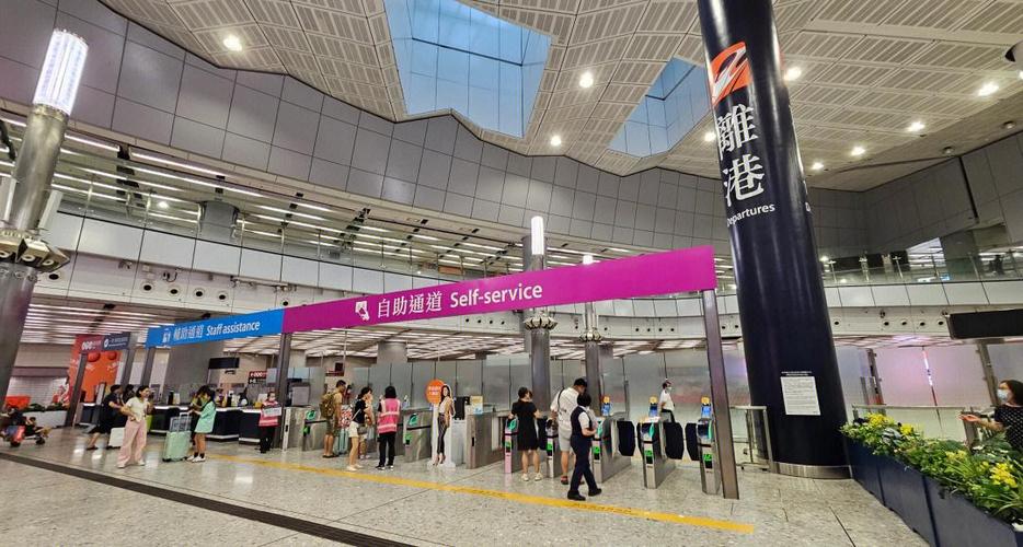 香港西九龙高铁站怎么过关
