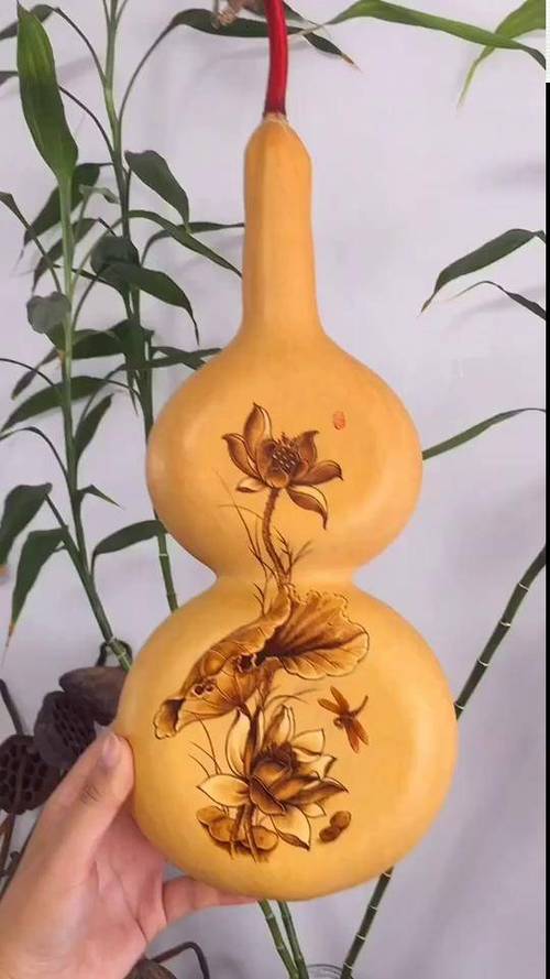 葫芦上烙画