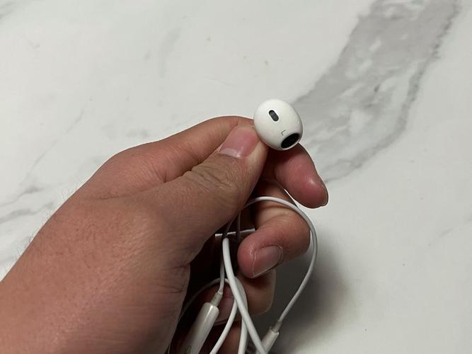 苹果原装有线耳机