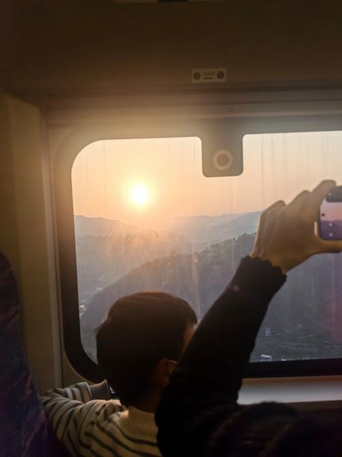 iphone手机可以对着太阳拍吗图标