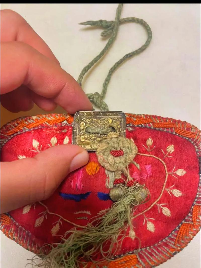 小荷包每天扣一块干嘛