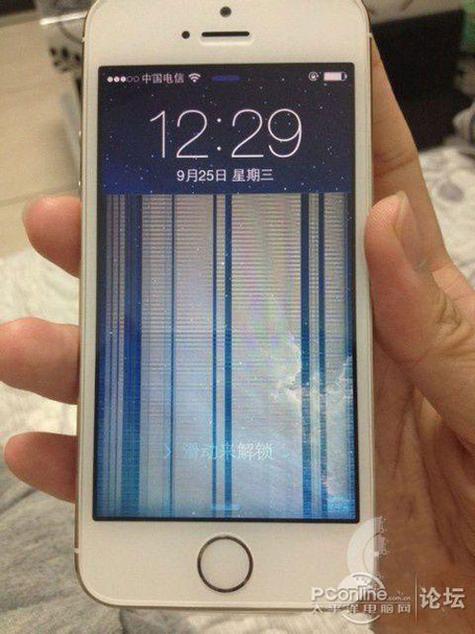 屏幕排线扣不好导致花屏