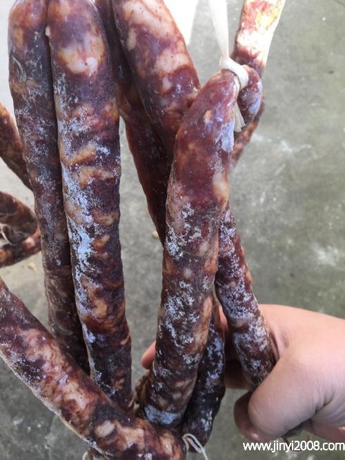 腊肠长白色的霉还能吃吗
