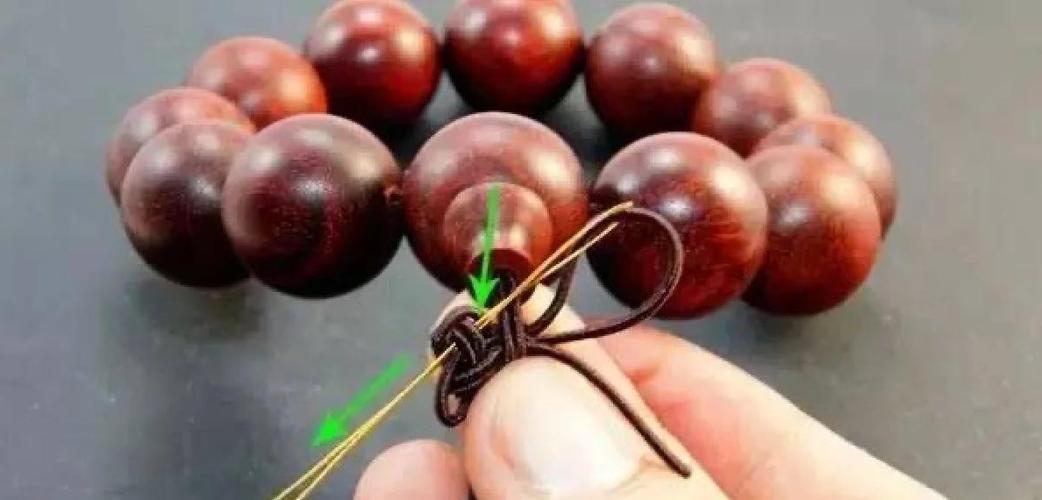 串手串打结的方法