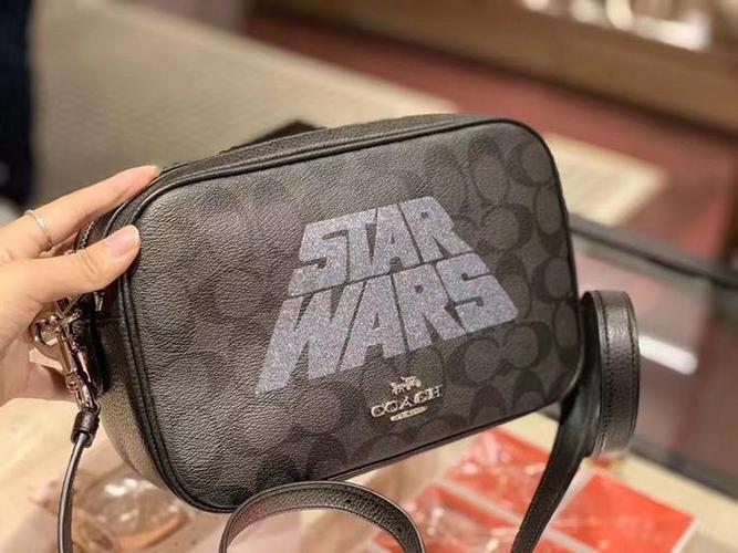 蔻驰星球包