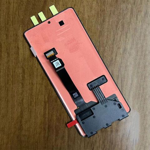 屏幕总成不带框好换吗