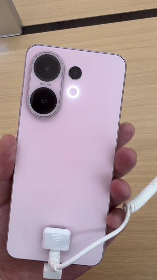 vivo有呼吸灯的手机缩略图