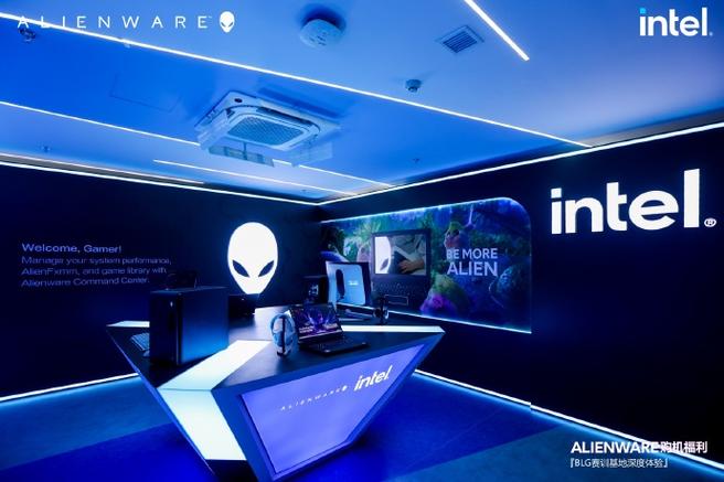 外星人启动卡在alienware画面