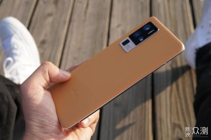 vivox50pro黄棕色