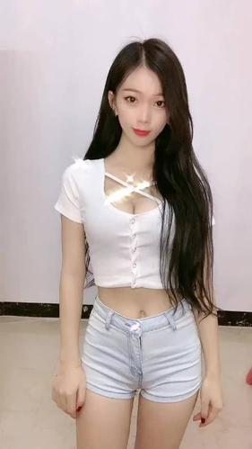 发一下温柔苗小霜霜视频给我